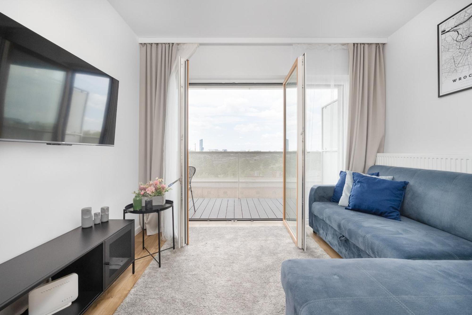 Klasyczny Apartament Z Balkonem We Wroclawiu By Noclegi Renters 외부 사진