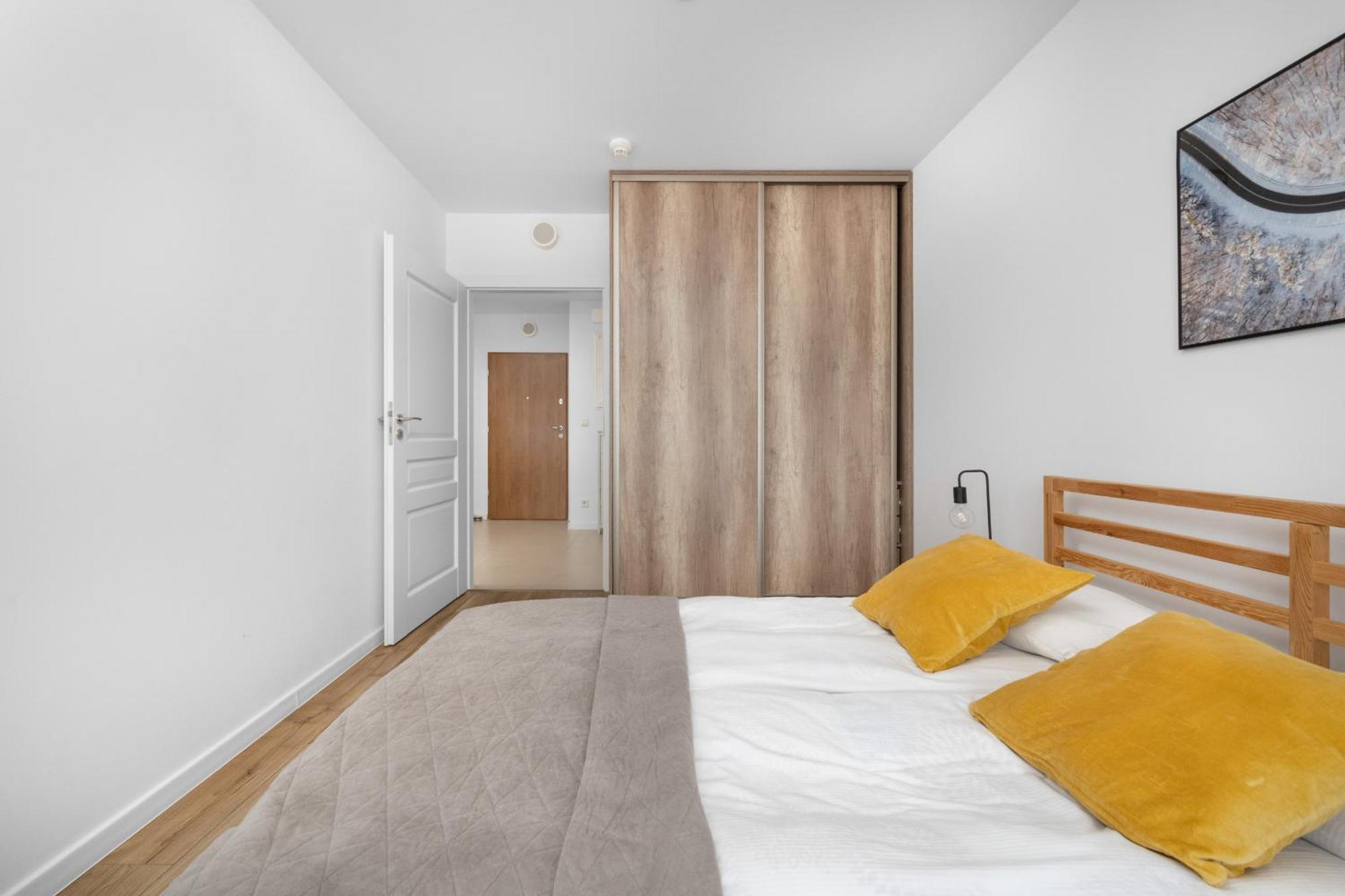 Klasyczny Apartament Z Balkonem We Wroclawiu By Noclegi Renters 외부 사진